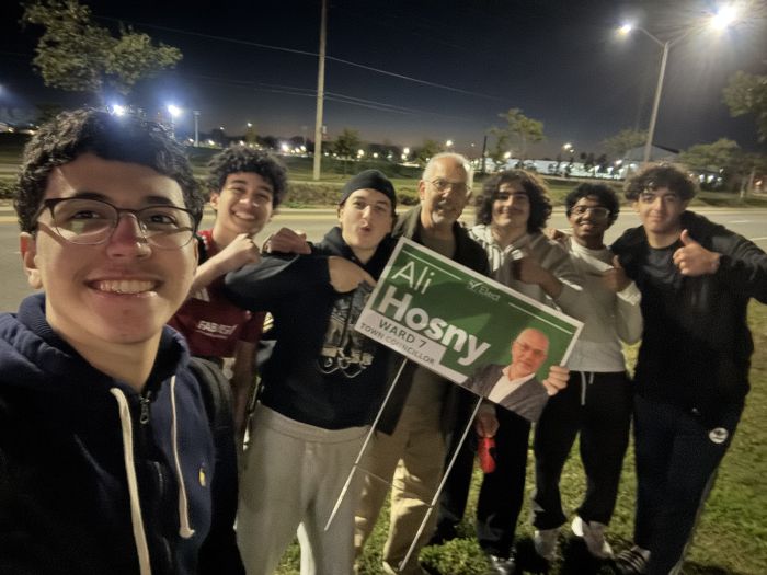 Another group met me on the street and started yelling: Ali Hosny. 
Well, I thought I became famous... nope...